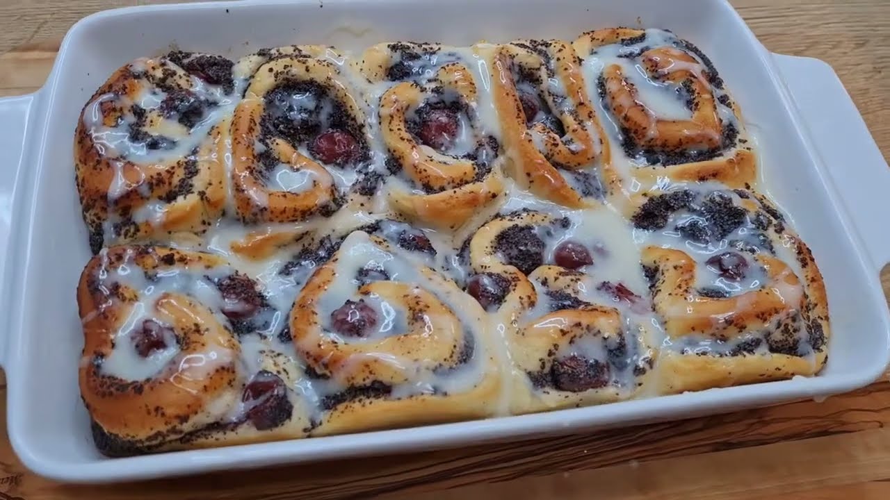 Saftige und fruchtige Mohn Kirschschnecken I Absolut zum empfehlen