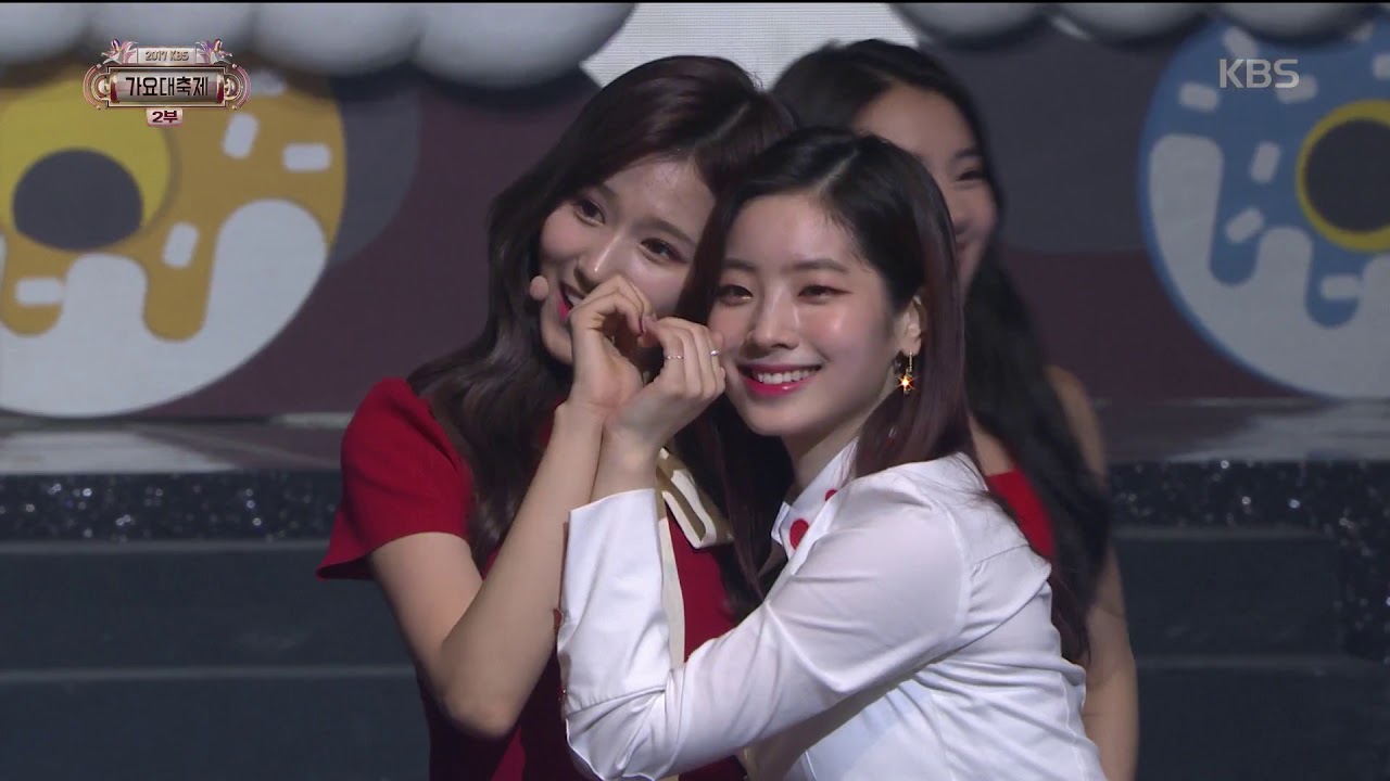 2017 KBS가요대축제 Music Festival - 트와이스 - KNOCK KNOCK (KNOCK KNOCK - TWICE). 20171229