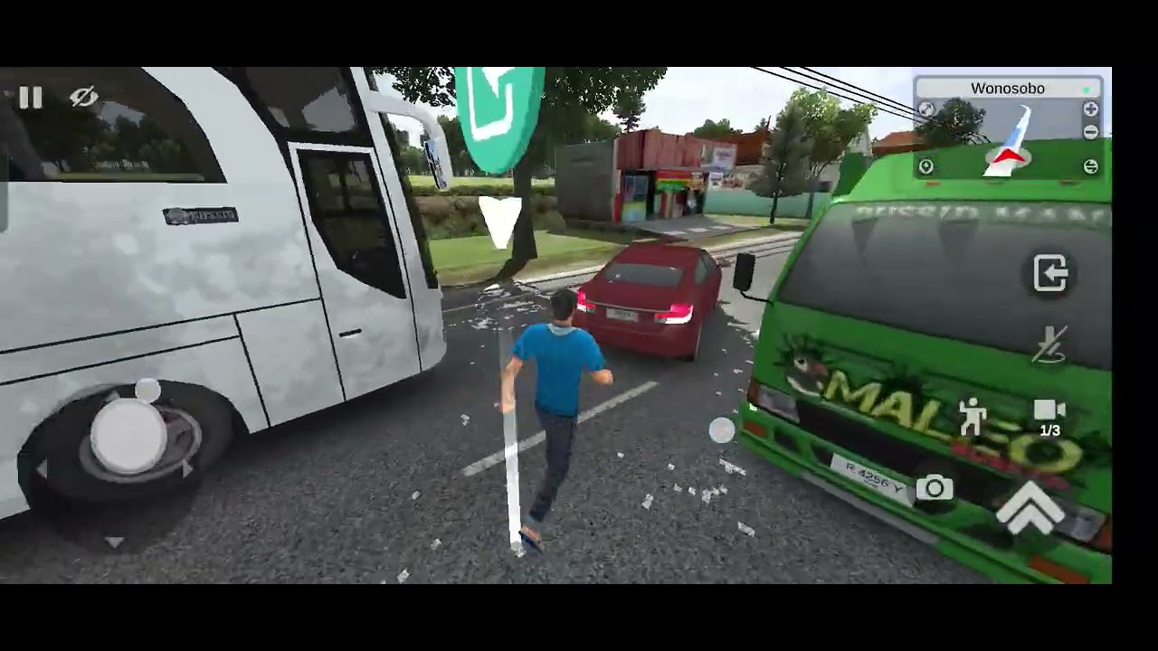 Bus indonasia me hua accident 😓😓 technical essu hai speaker me thora to voice age piche hoga 