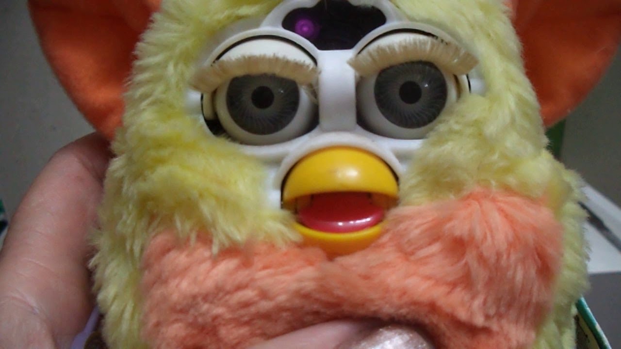 furby baby amarelo funcionando anos 90