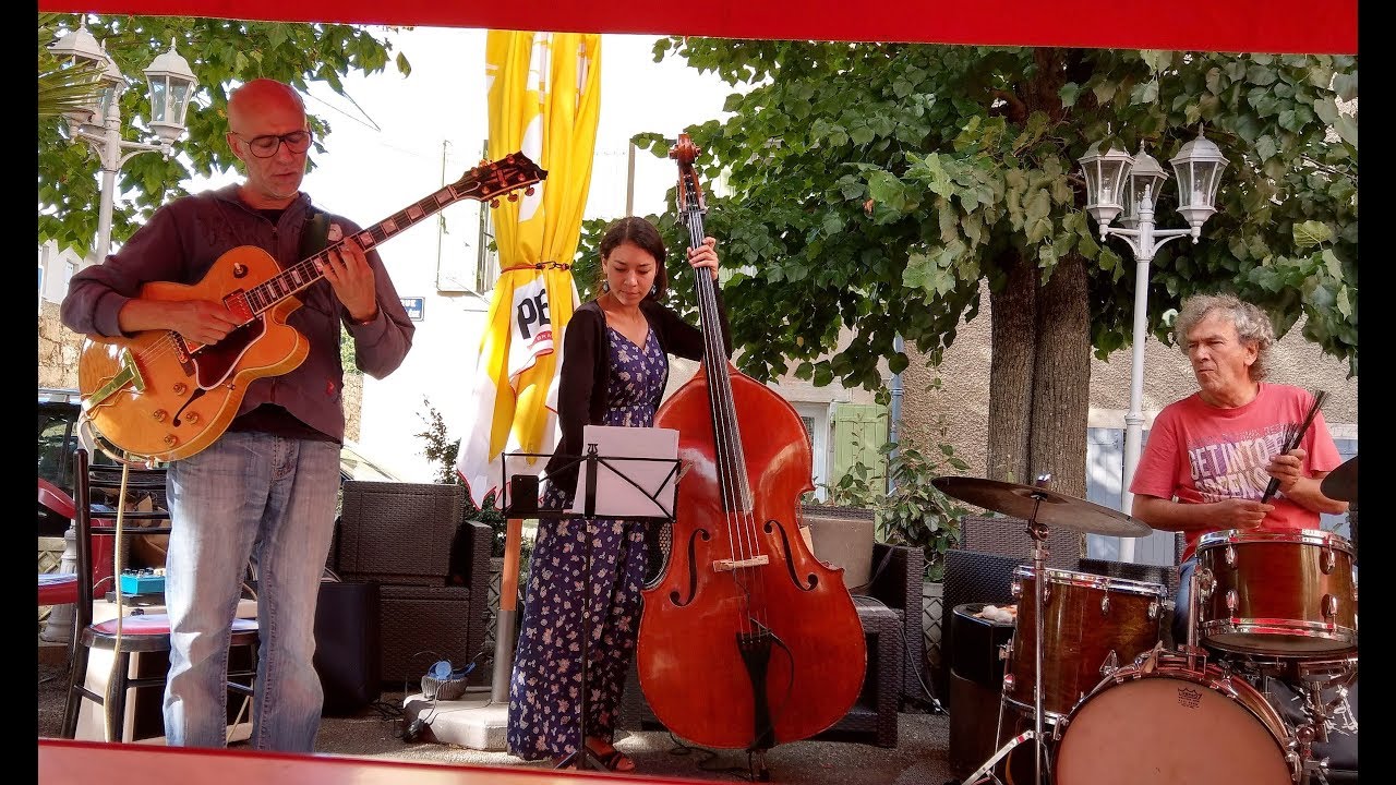 Vittorio Silvestri, Gabrielle Randrian Koehlhoffer et Ton Ton Salut: 