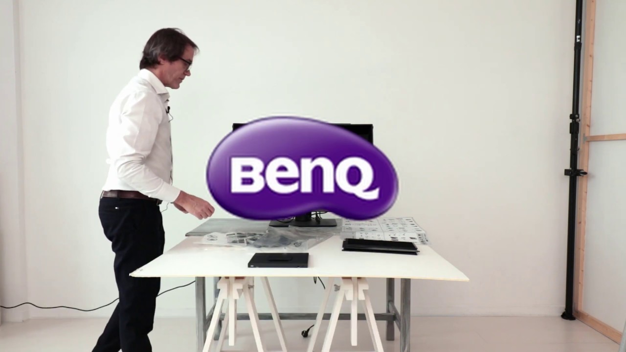 BenQ SW321C 32 4K Pro Monitor Unboxing and Setup