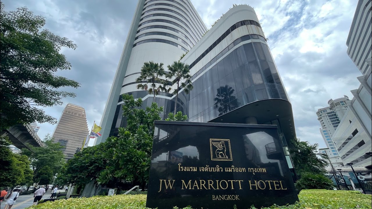 JW Marriott Hotel Bangkok / Executive Lounge (16F) / 1 Bedroom Suite
