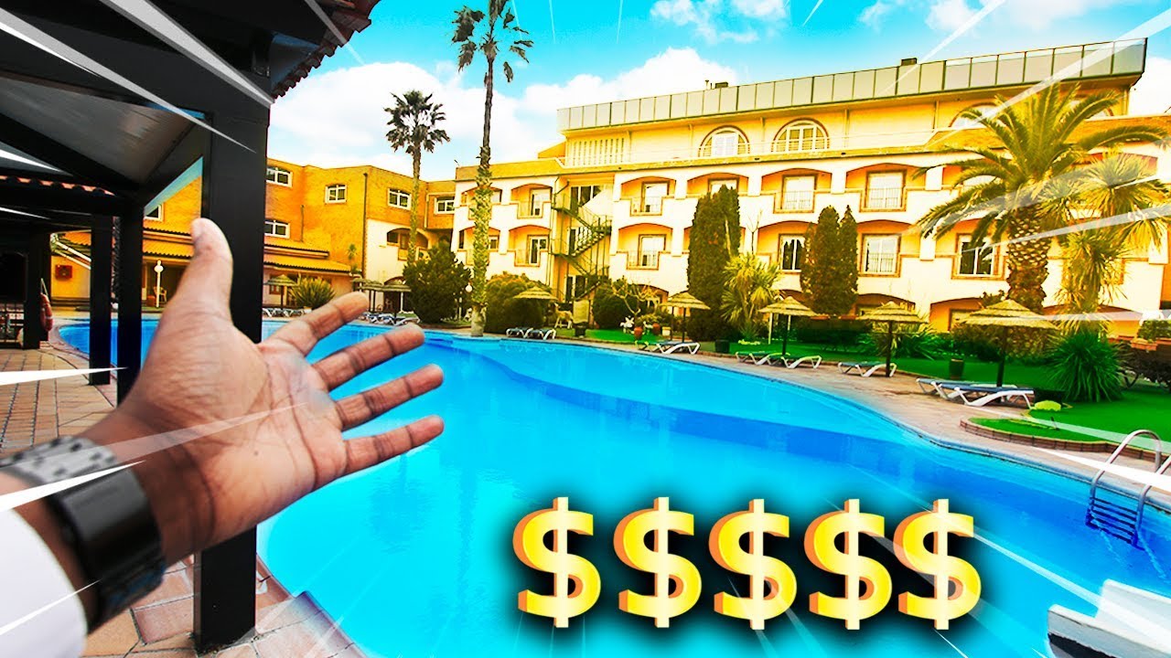 PASSEI UMA NOITE EM UM HOTEL DE RICO !