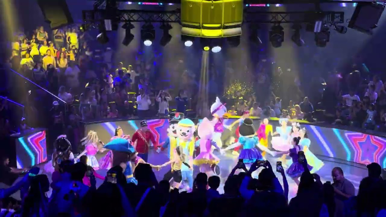 Que Lindo Lugar Es Este - PRINCESITA ANA CELIA - MUÑEQUITAS ELIZABEH Domo Care