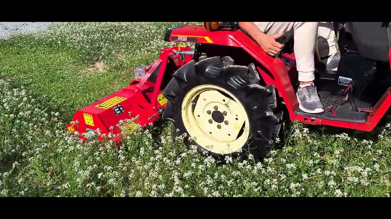 Entrega tractor ocasion yanmar con trituradora delmorino y rotovator. 