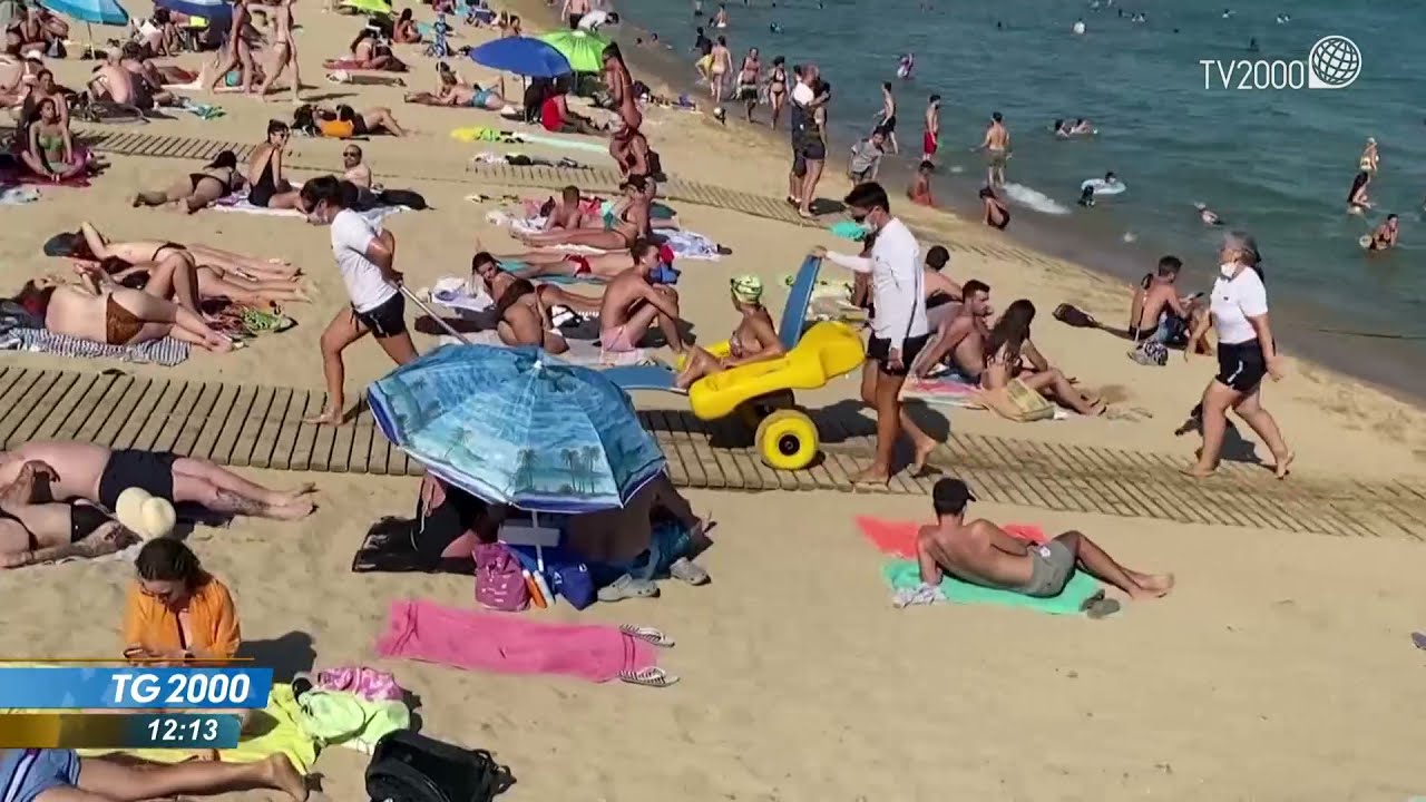 Spagna, la spiaggia anche per i disabili