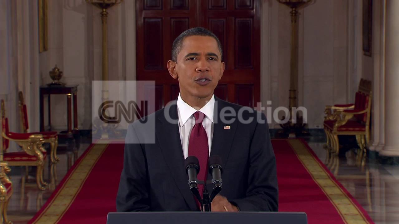 OBAMA WALK UP