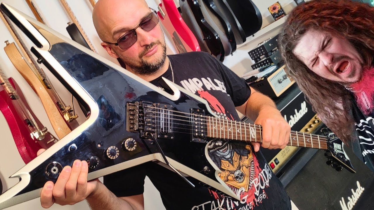 La guitare de DIMEBAG DARRELL chez DEAN !