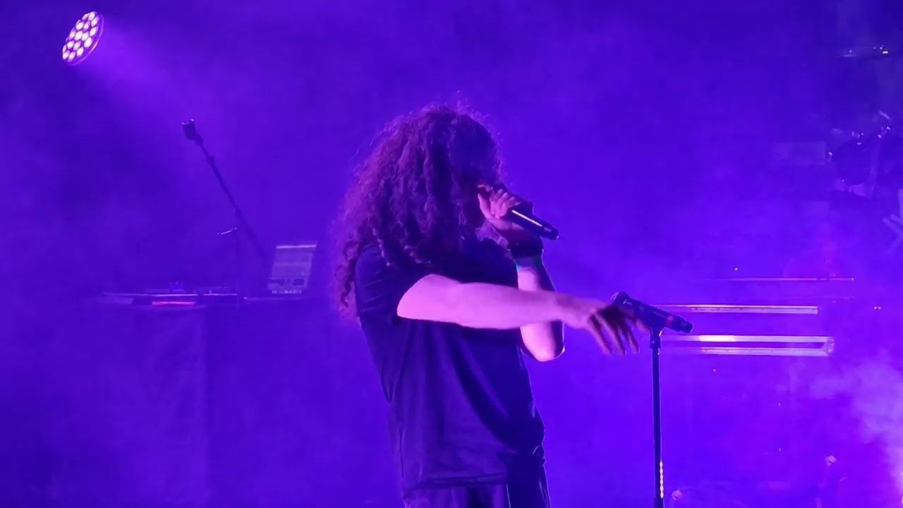 CHATON - 23:34 (2/8) Live La Cigale Paris 20230127 203814 HD