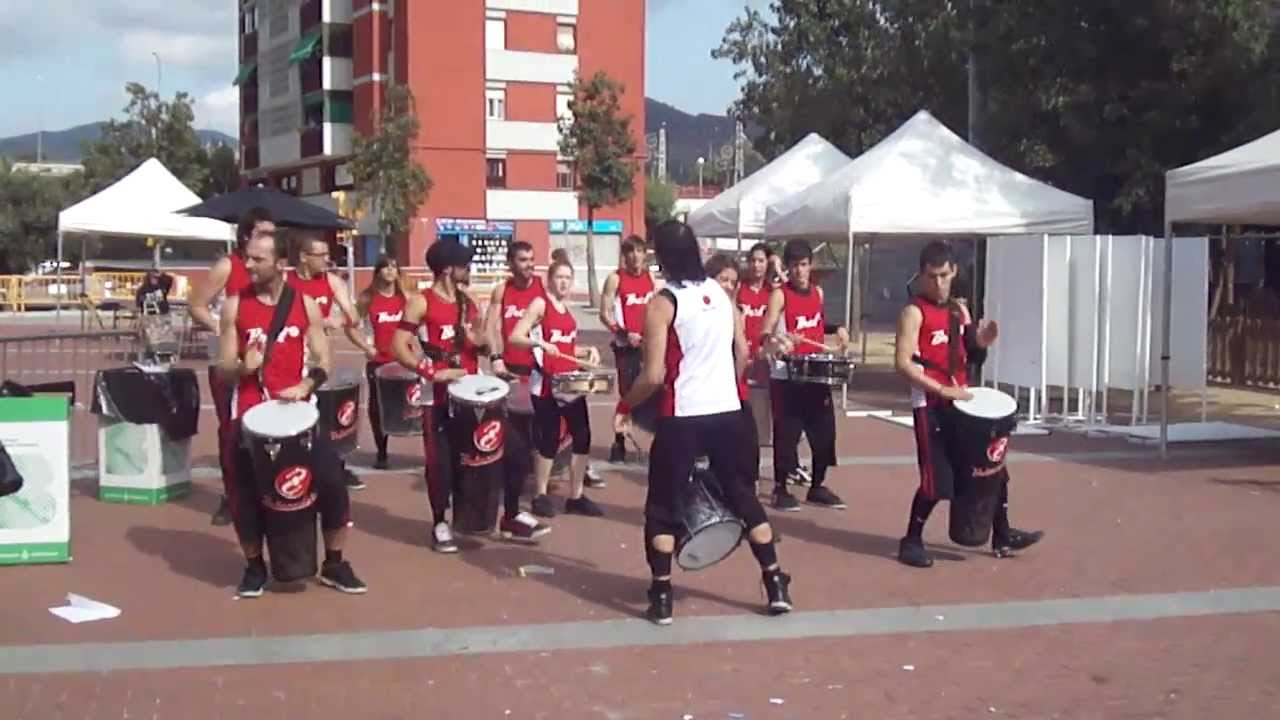 Batucada Brincadeira 1 - Mostra Entitats Zona Nord Barcelona Ciutat Meridiana Torre Baro Vallbona