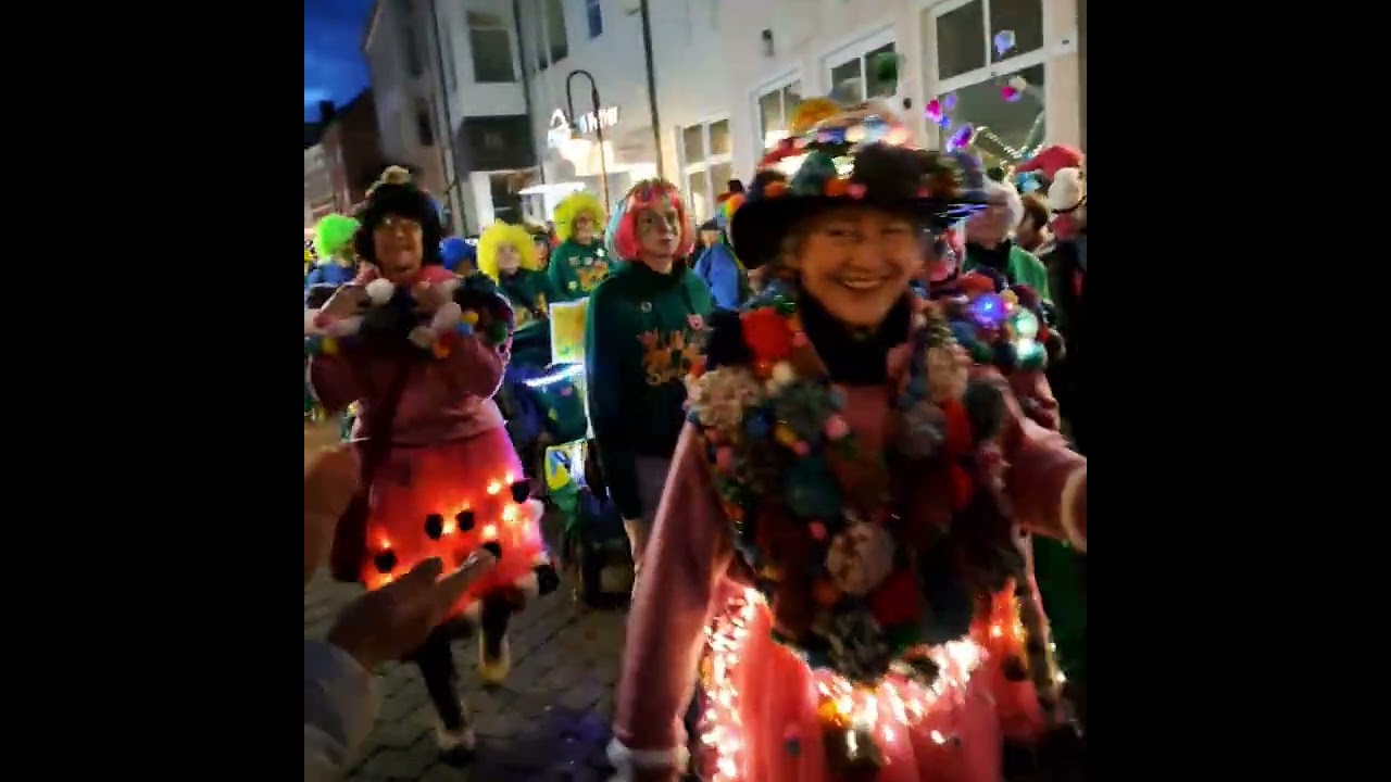 ALTWEIBERKARNEVAL IN BECKUM 2026