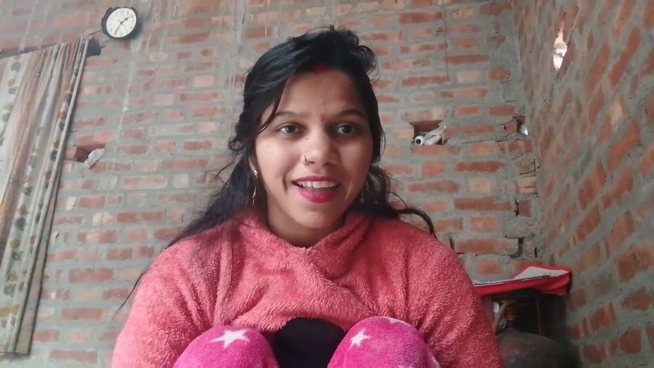 Garam garam kachori kha lijiye aap log