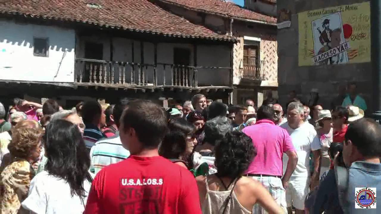 ENFRENTAMIENTOS EN EL ACTO DE DENUNCIA POR LOS FUSILADOS DE POYALES DEL HOYO  (HD)