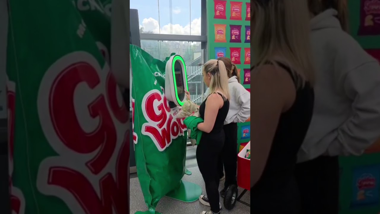 Golden Wonder x Oasis 2025 &ndash; AI Photo Booth Activation | Social Jungle
