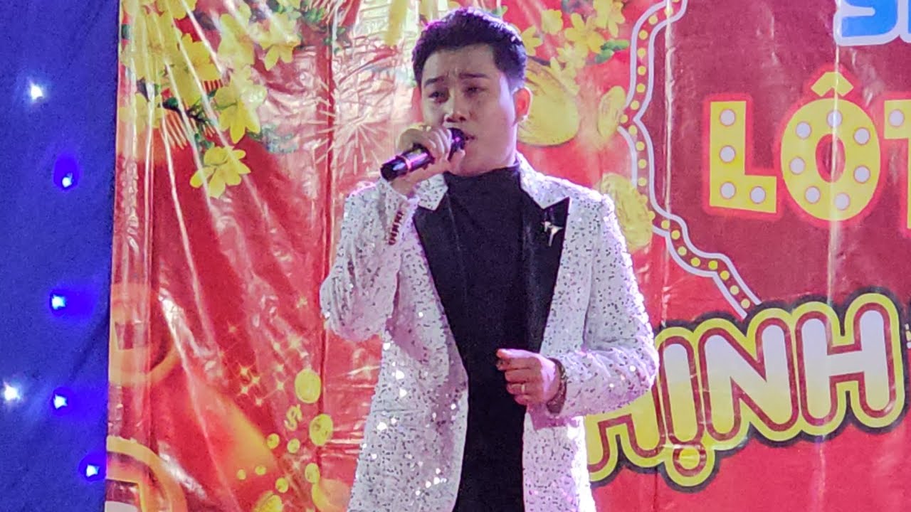 Ca sĩ Lâm Vương Kỳ / Cô Ba