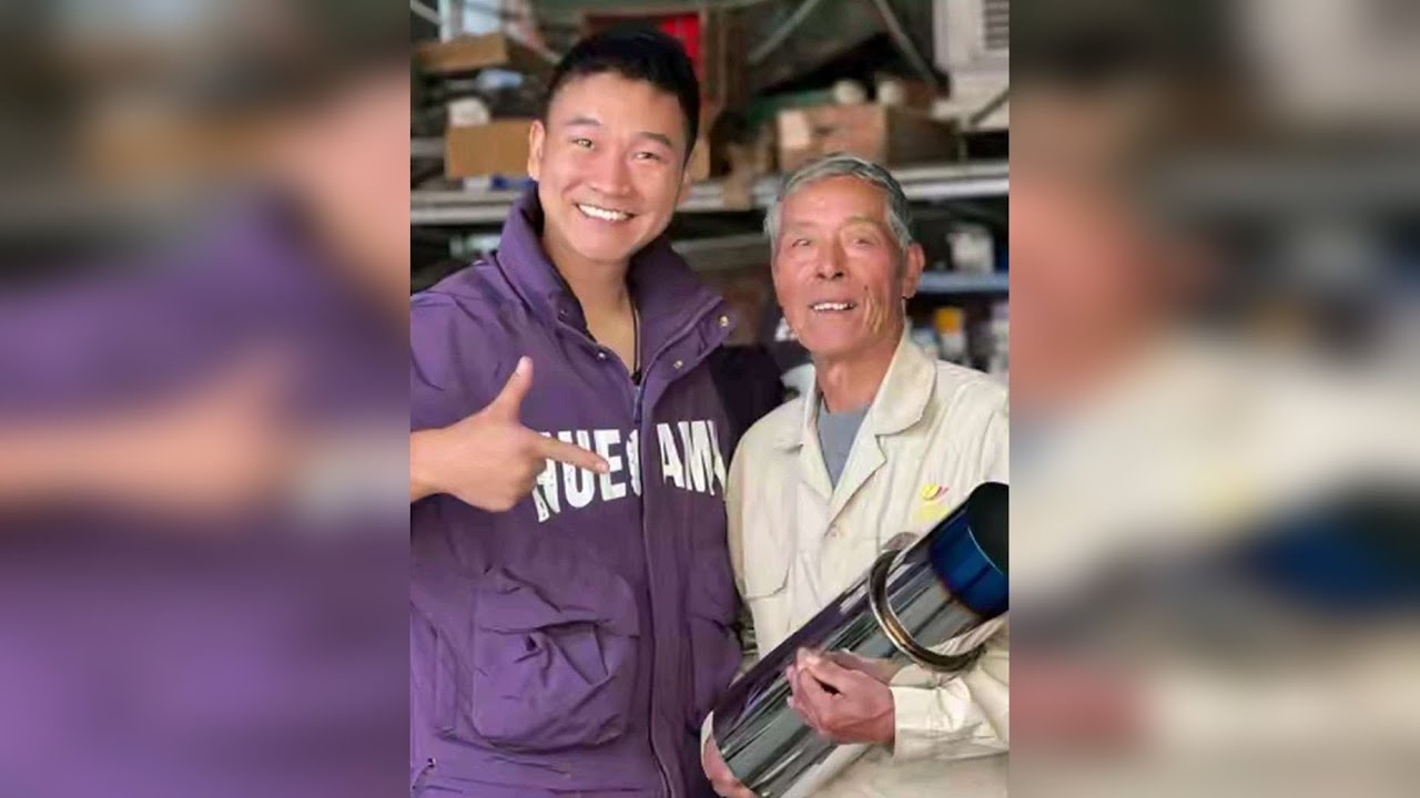 张大爷尝尽人生酸甜苦辣，却没有尝过V8的味道，希望张大爷能够喜欢