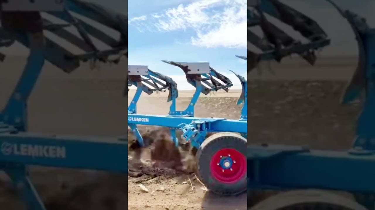 Трактор Massey Ferguson пашет поле #usatractor #plowing #masseyferguson