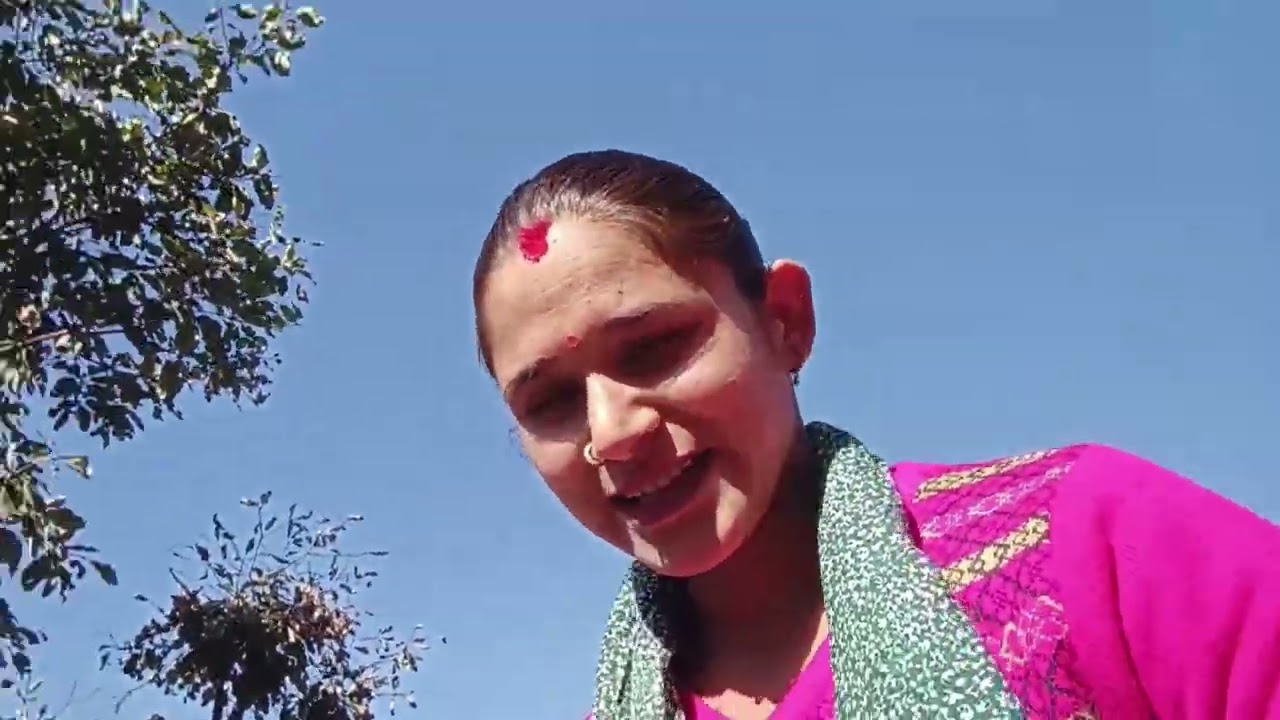 कभी नहीं ठुकराना पहाड़🏔️🏞️🏞️की चीजों को लोक तरस जाते हैं इस सुकून भरी जिंदगी❤️🥰 के लिए🙏🙏 subscribe 🙏