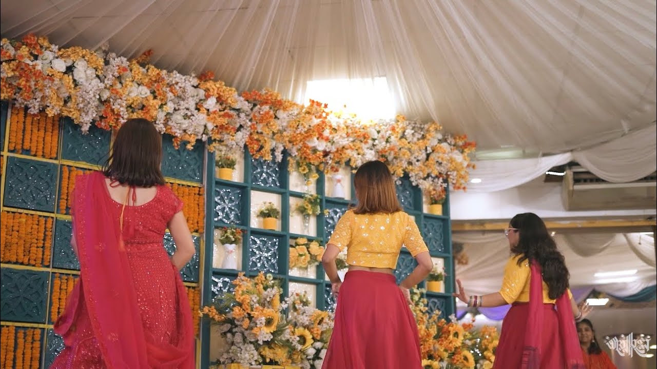 Holud Performance_4 | Desi Girl X Chikni Chameli X Bondhurey