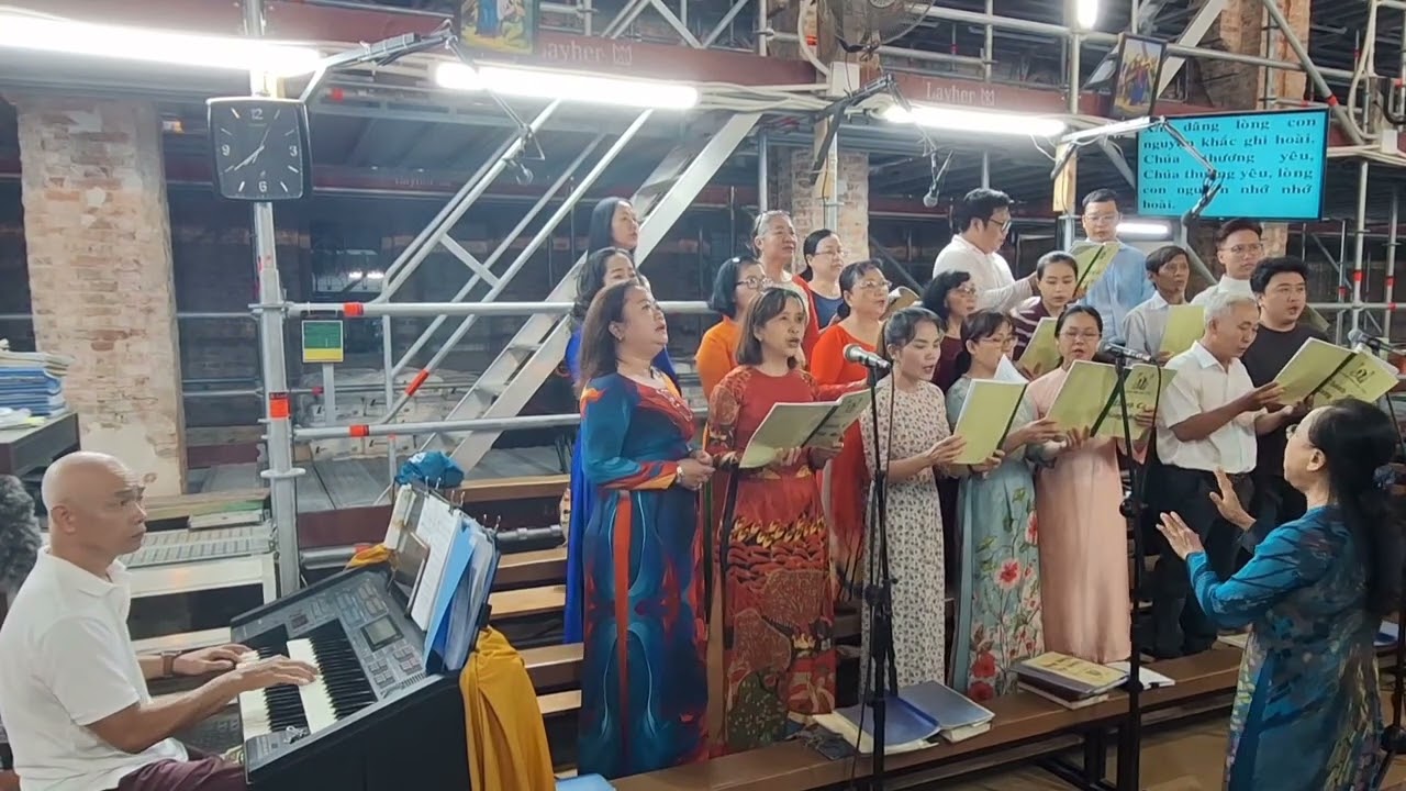 Dâng Tâm Hồn Đêm Đông (Phanxicô) - Ca Đoàn Mẹ Lên Trời Giáo Xứ Gia Định. 