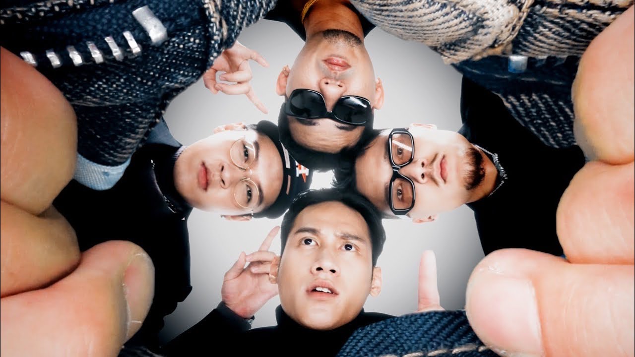 ⁨@hiphopkidz_official⁩  / 𝗕𝗦𝗕 - 來我家聽 𝗗𝗘𝗠𝗢 (Official MV)