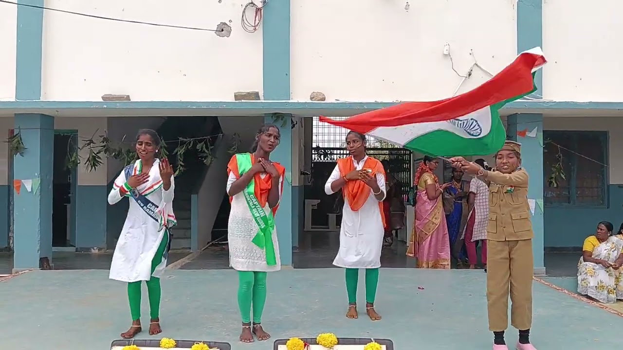 Sandeshe aathe hi, patriatic 