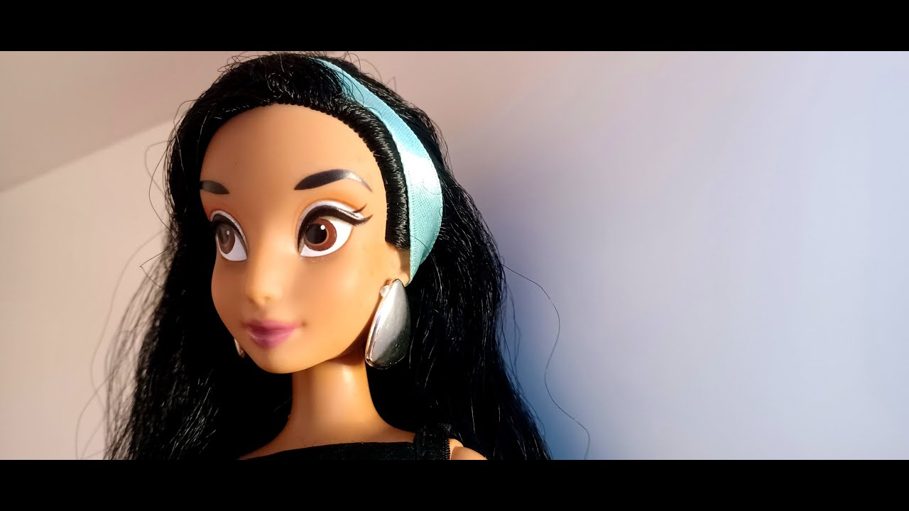 The Princesses get their Ears Pierced