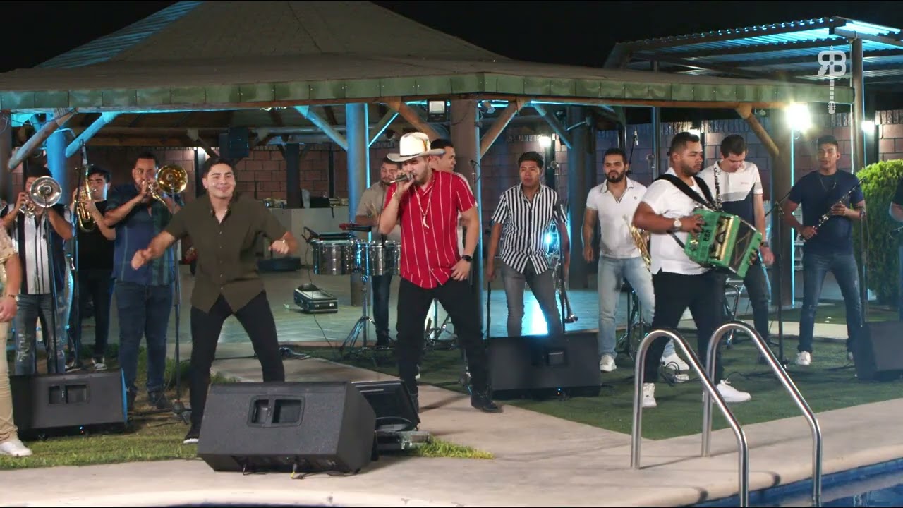 Me Subestimaron - Raúl Beltrán Ft. La Reno (Versión Banda En Vivo)