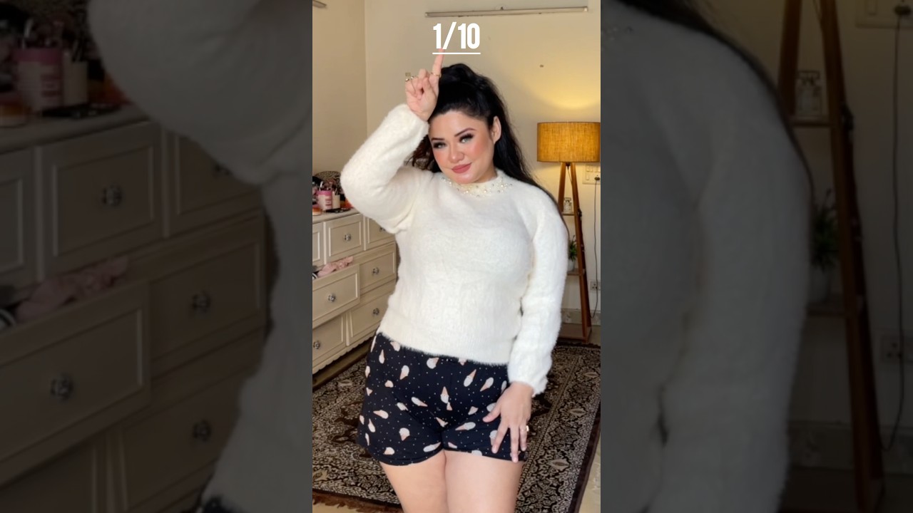 Best Rated Sarojini Nagar Market Sweaters 🥰 #youtubeshorts #sarojininagar #bodypositive