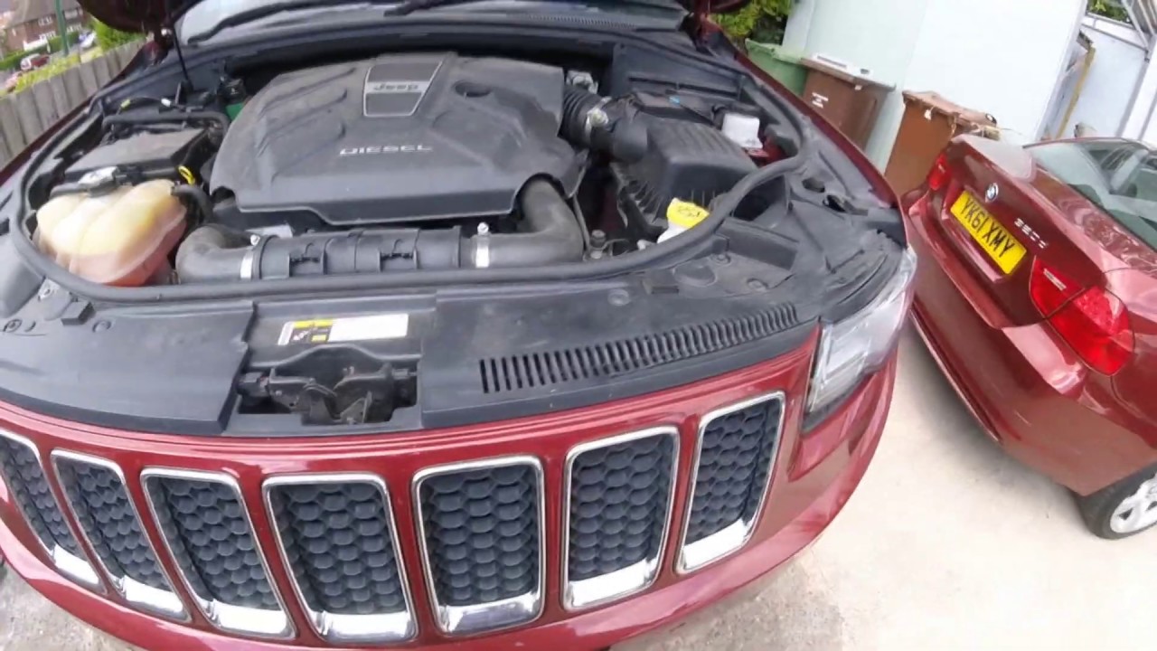 Jeep Grand Cherokee Engine Oil Change/Замена масла двигателя Jeep Grand Cherokee