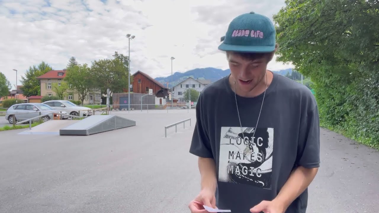 Can „Ugly Tricks“ Look Good? Sharing Thoughts