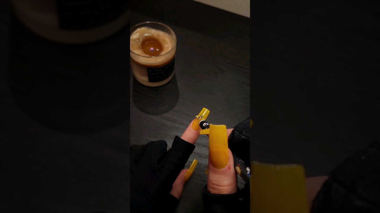Mini nail art tutorial - bee theme! full tutorial on my channel #nailarttutorial