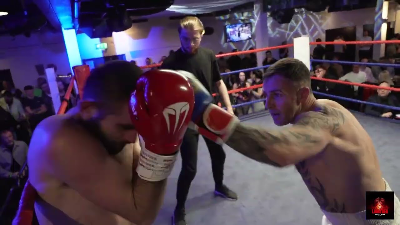 fight 8 / Paul Macdonald VS Zach Jones