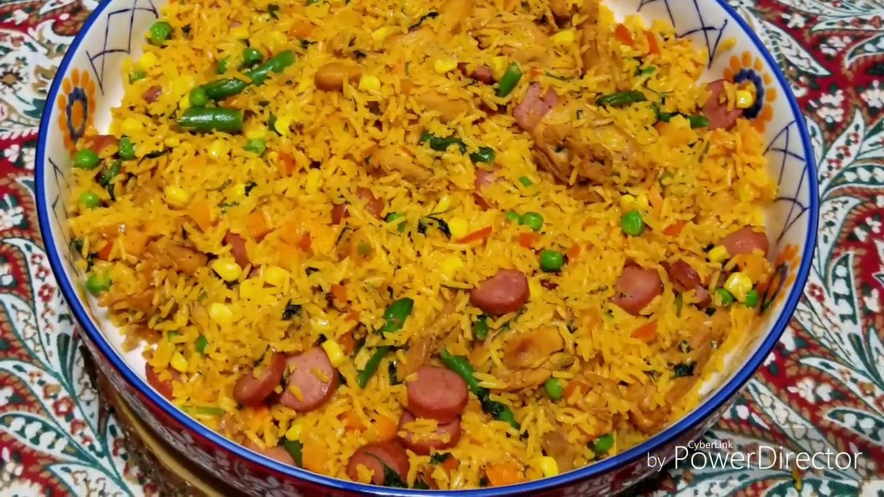 ARROZ CON POLLO Y SALCHICHAS