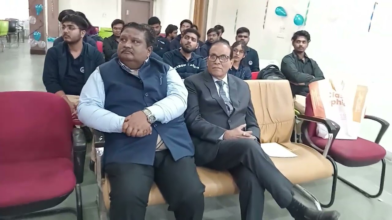 Honorary Secretary, IEI, UPSC, ER N K Nishad addressing the students at the IEI Student Chapter