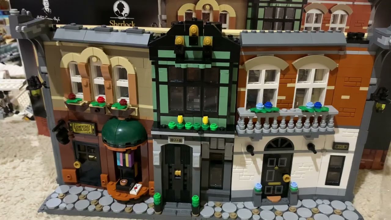 LEGO ICONS Sherlock Holmes Book Nook Review