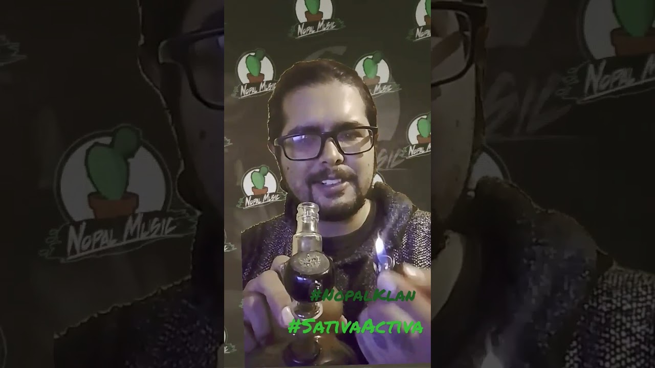 C&oacute;mo Fumar en Bong con #SativaActiva 🍁🔥😎