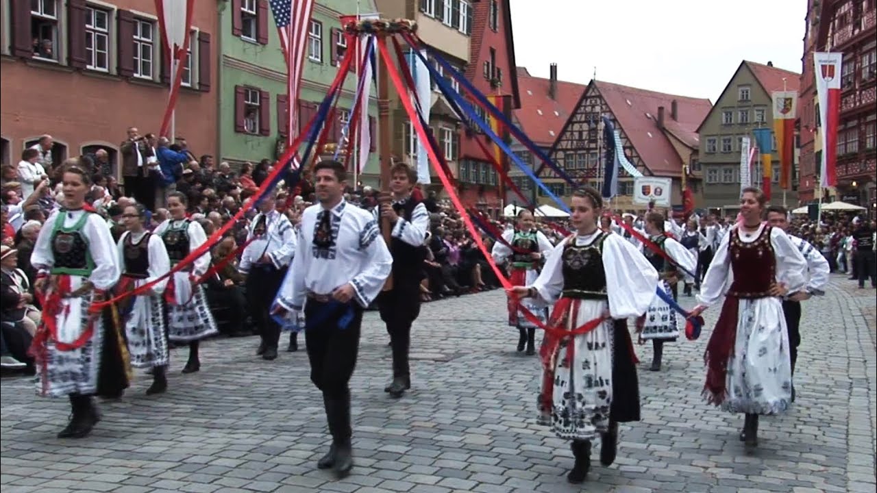 Dinkelsbühl 2013 - Trachtenumzug mit allen 2700 Teilnehmern - Heimattag der Siebenbürger Sachsen
