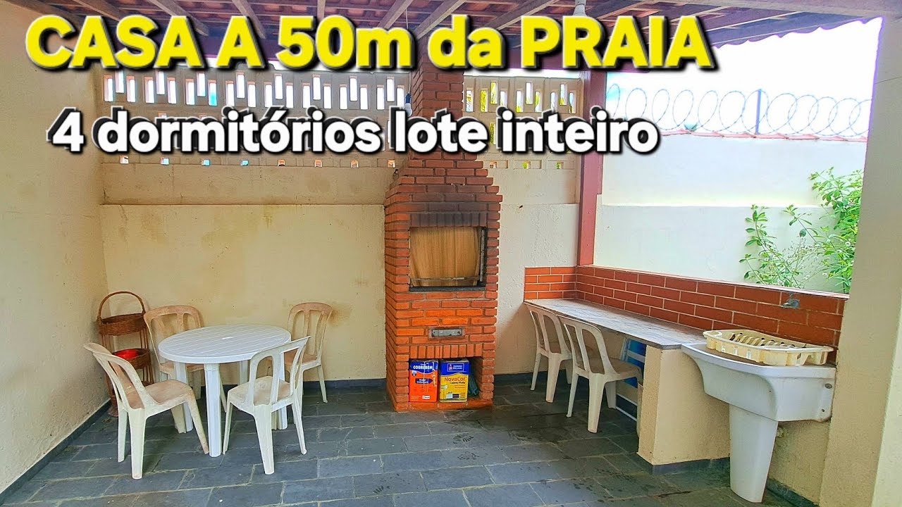 Casa com 4 Dormitórios Terreno inteiro 50m da Praia em Itanhaém area coberta churrasqueira R$500mil 
