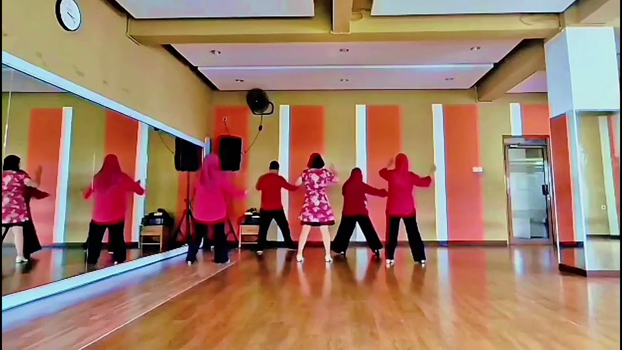 CNY 2026 (大地回春喜庆年) Line Dance //Choreo: Adeline Cheng (MY) & Lily Liu (MY) - December 2025