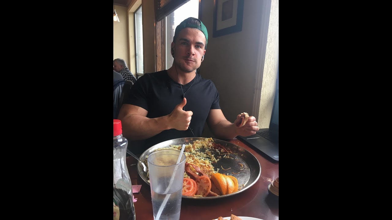 Mo's 7lb+ Ultimate Breakfast Challenge - 8000+ Calories - Superbowl Breakfast