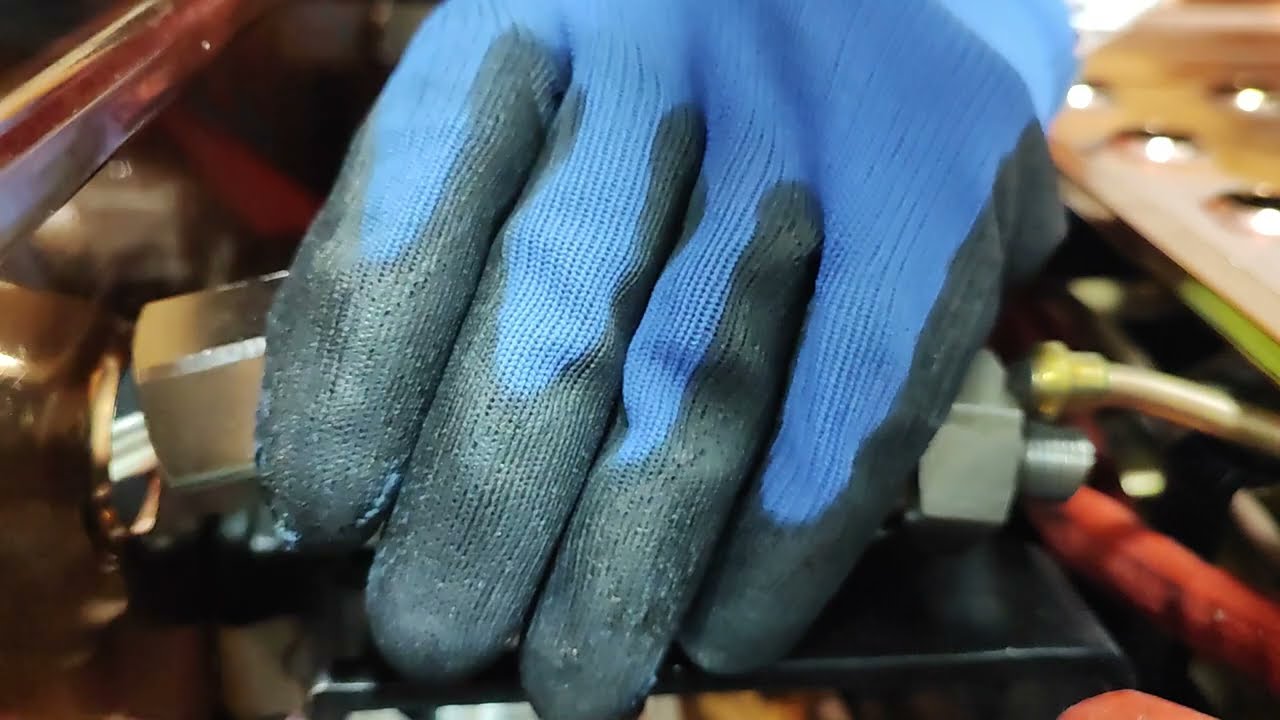 Llave de agua en la máquina espresso está tapada ,desmonte  #espresso #barista #coffee