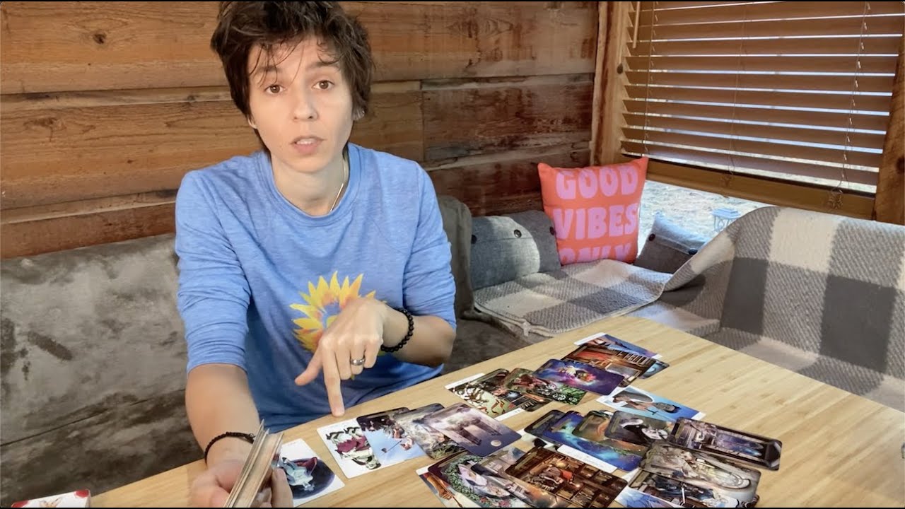 LEO MID OCTOBER 2021 - 