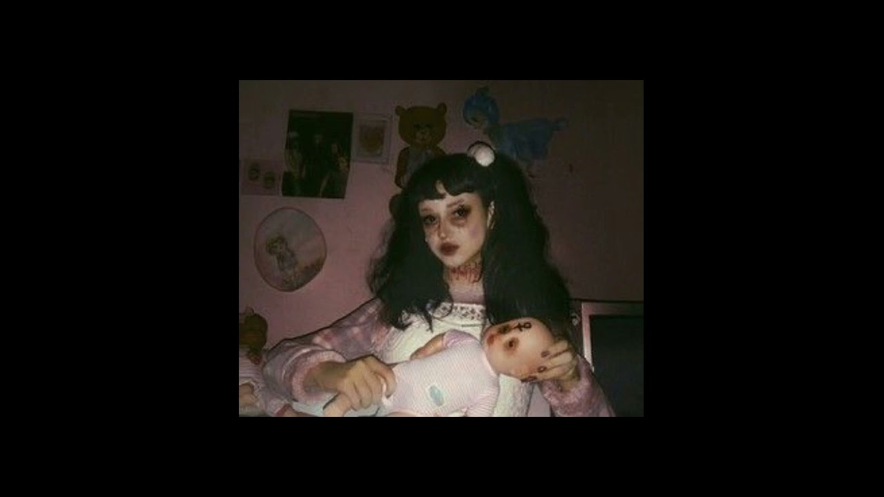 Marina and The Diamonds - Valley of the dolls (slowed and reverb)
