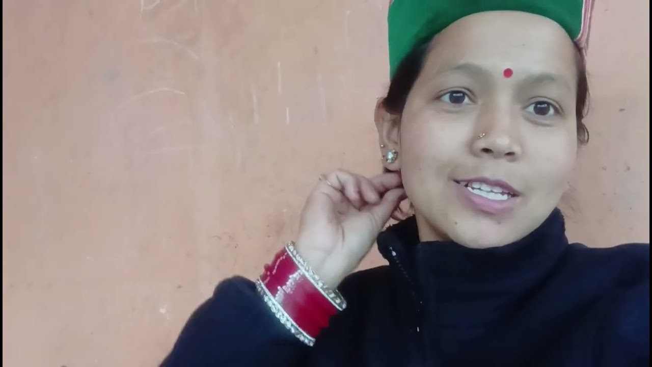 Aaj bej diye sile hua suits or new suits silne ka odr mil gya jai mata rani☺☺ #subscribe  ❤🙏☺