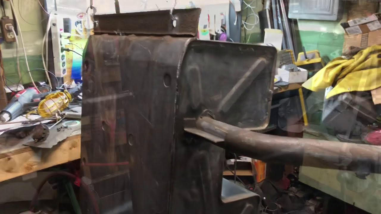 Fuel Tank Cleaning Install Rear Chassis Frame Repair Land Rover Series 2A restoration 2.25L Part 17