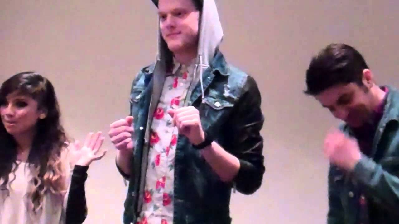 Pentatonix Covers 'Thrift Shop' at Billboard HQ