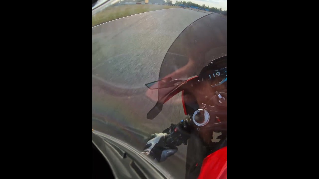 Touristenfahrt Motorrad Nürburgring GP Strecke 19 08 2025 Stint 01 Insta Go 3 Rot die 2te