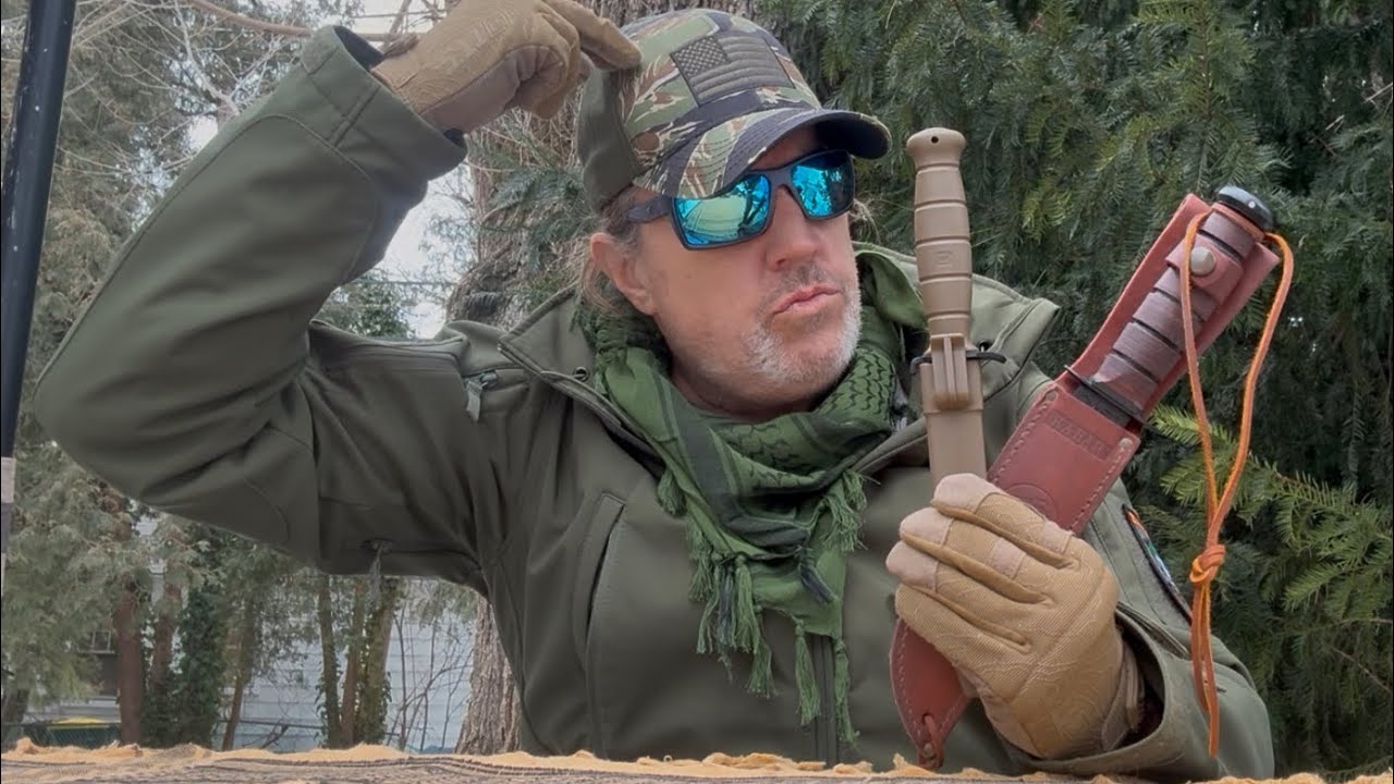 Сравнение ножей Glock FM78/81 и ножа KaBar USMC.